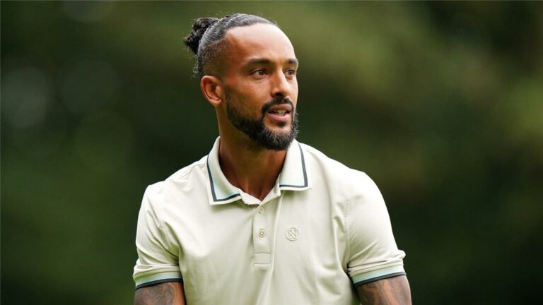 والكوت: لاعب ليفربول يعاني من ضغط أكبر.. وعلى فريمبونج الاستفادة من محمد صلاح