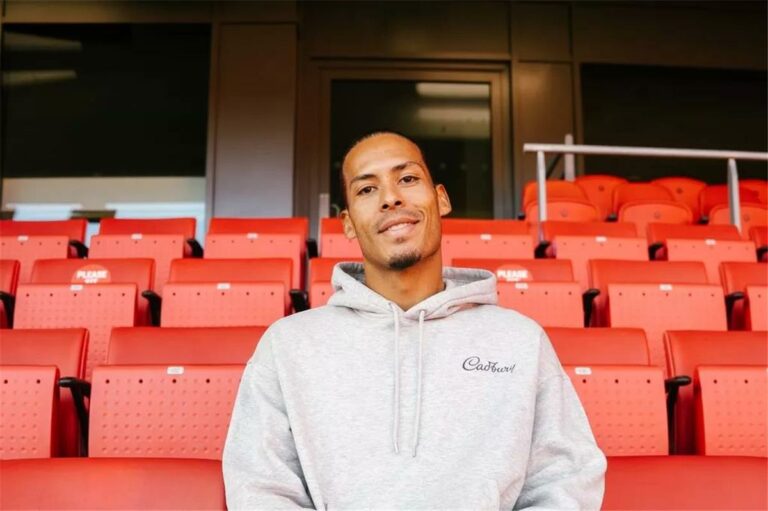 فان دايك عن سوق انتقالات ليفربول الأخيرة: خسرنا لاعبين من أصحاب الجودة العالية فان دايك عن سوق انتقالات ليفربول الأخيرة: خسرنا لاعبين من أصحاب الجودة العالية