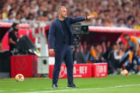 لاعب برشلونة يزيد جراح فريقه قبل مواجهة جيرونا في الدوري الاسباني