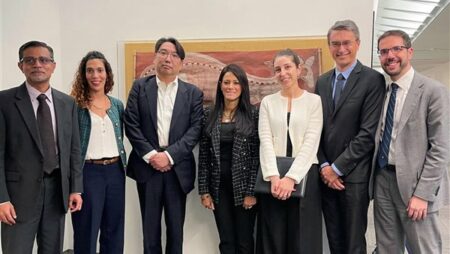 المشاط تلتقي نائب رئيس الوكالة الدولية لضمان الاستثمار “ميجا” المشاط تلتقي نائب رئيس الوكالة الدولية لضمان الاستثمار "ميجا"