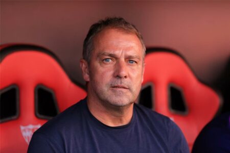 تشكيل برشلونة لمواجهة جيرونا في الدوري الإسباني.. موقف لامين يامال