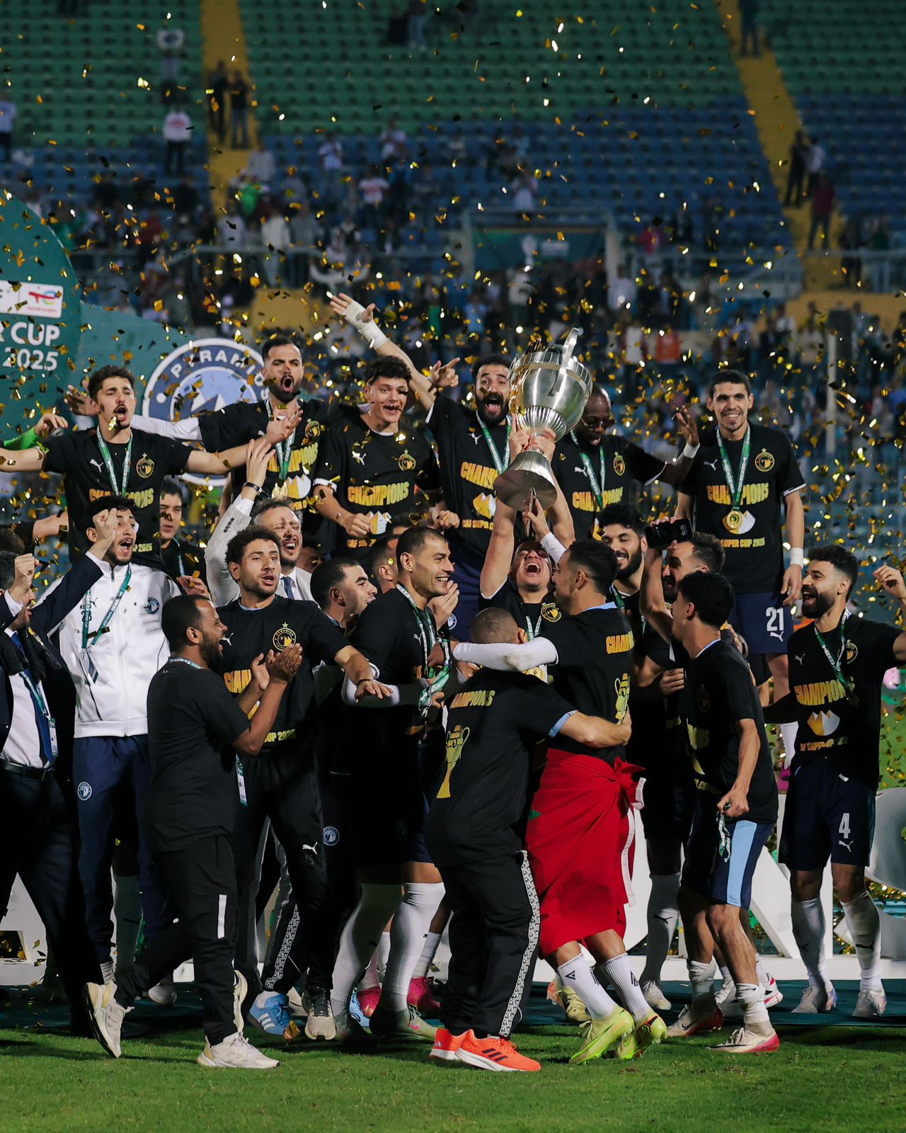 فرحة قارية جديدة.. احتفالات بيراميدز بلقب السوبر الأفريقي