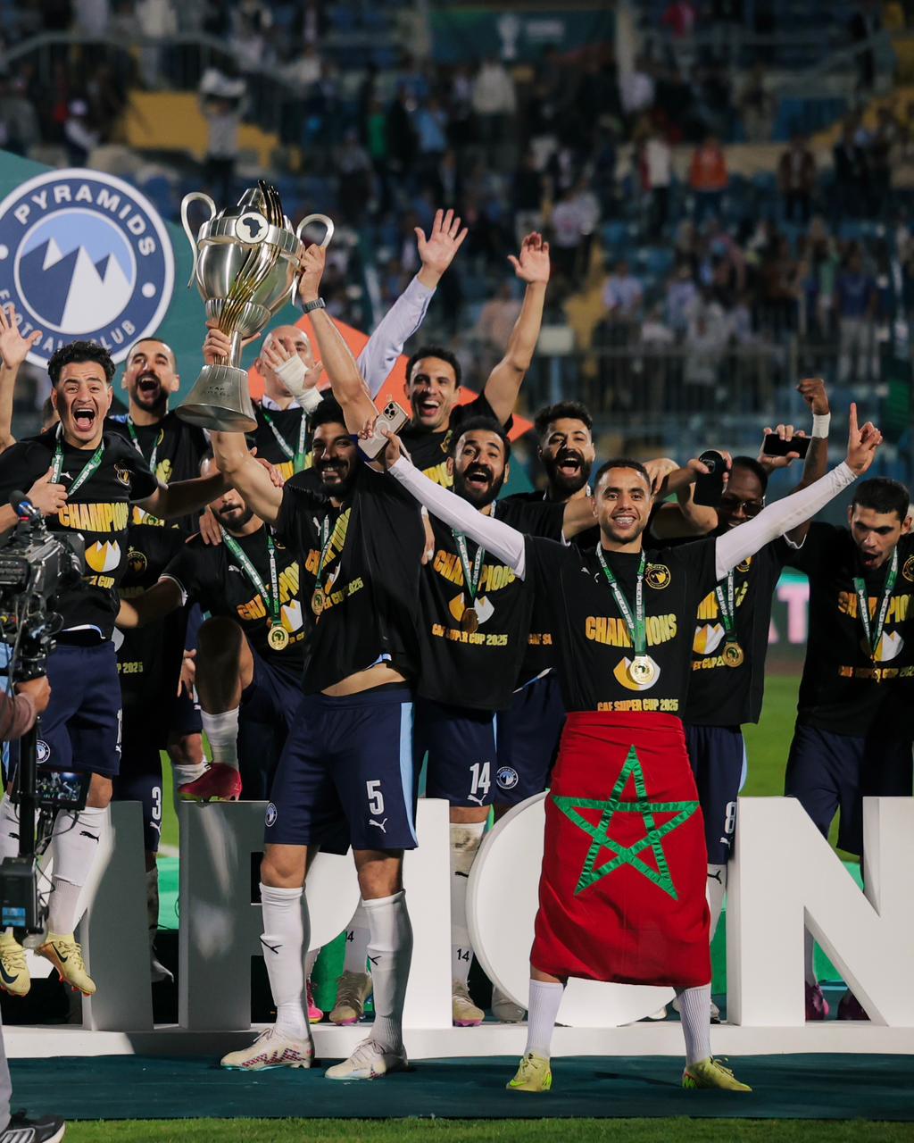فرحة قارية جديدة.. احتفالات بيراميدز بلقب السوبر الأفريقي