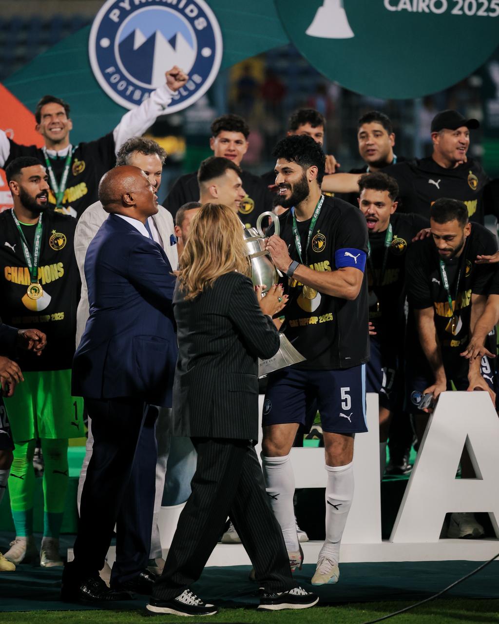 فرحة قارية جديدة.. احتفالات بيراميدز بلقب السوبر الأفريقي