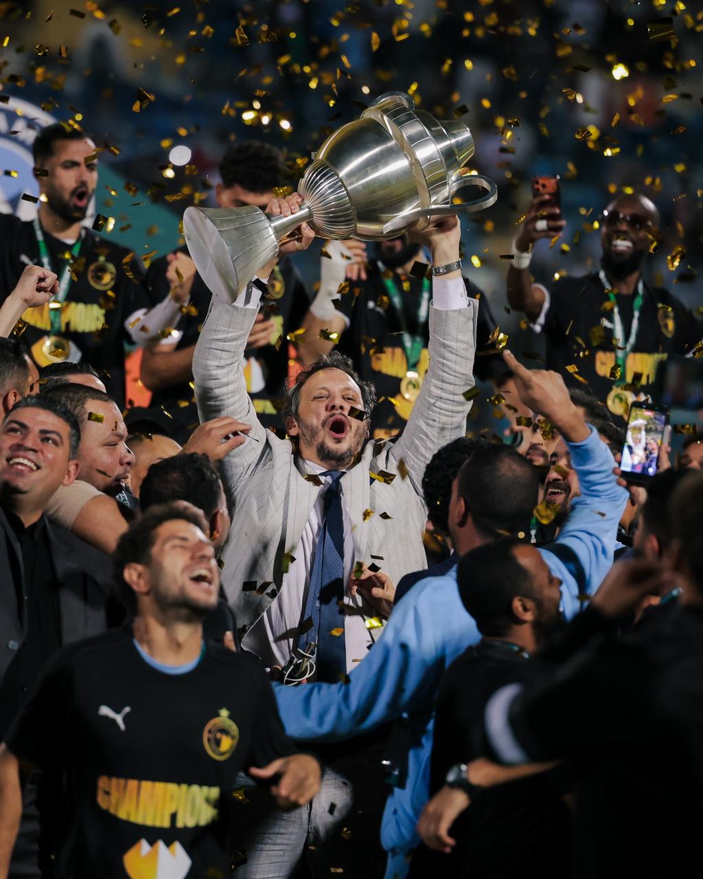 فرحة قارية جديدة.. احتفالات بيراميدز بلقب السوبر الأفريقي