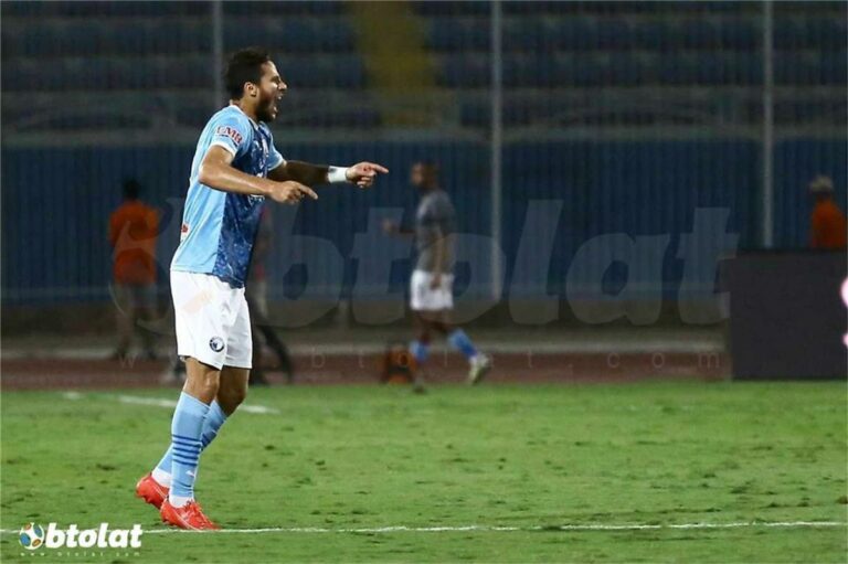 بيراميدز يحسم الجدل بشأن انتقال رمضان صبحي إلى الزمالك مقابل حسام عبد المجيد