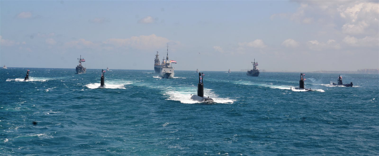 القوات البحرية تحتفل بعيدها الـ 58.. اللواء بحري أركان حرب محمود عادل فوزي: مصر دولة بحرية بامتياز.. وفي مثل هذا اليوم أطلقت صواريخ الحق فى عرض البحر فحطمت حاجز الهزيمة بإغراق المدمرة إيلات