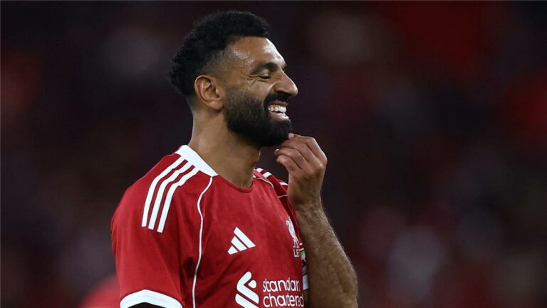 محمد صلاح يتلقى رسائل قاسية من جماهير ليفربول