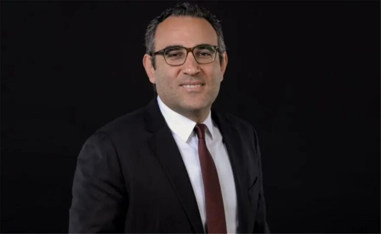 محمد الدماطي يوضح أسباب عودة سيد عبد الحفيظ وياسين منصور لـ الأهلي.. ويبرر تصريحات حسام غالي محمد الدماطي يوضح أسباب عودة سيد عبد الحفيظ وياسين منصور لـ الأهلي.. ويبرر تصريحات حسام غالي