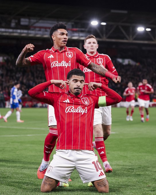 نوتنجهام فورست يعبر بورتو بالدوري الأوروبي