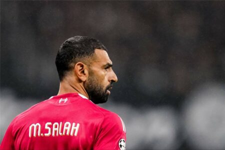 سكولز منتقدًا محمد صلاح: قد يكون أسوأ أفضل لاعب كرة قدم في العالم