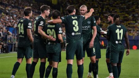 لاعب مانشستر سيتي: كنت قريباً من الاعتزال لهذا السبب