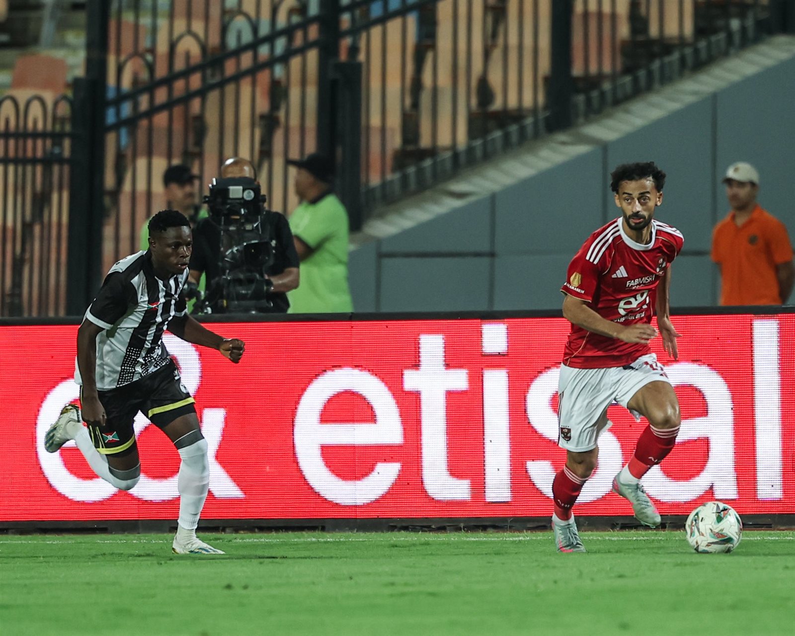 دوري أبطال أفريقيا.. الأهلي يعبر إيجل نوار بصعوبة ويتأهل لدور المجموعات