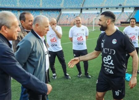 عضو اتحاد الكرة: أشرف صبحي يرى أن هاني أبو ريدة مثل محمد صلاح