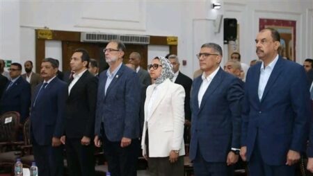 بالصور.. محافظ الجيزة يشارك في افتتاح معرض الوادي الجديد الزراعي الثاني بالصور.. محافظ الجيزة يشارك في افتتاح معرض الوادي الجديد الزراعي الثاني