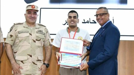 القوات المسلحة تدفع بلجان لجنوب سيناء لإنهاء مواقف التجنيد لذوي الهمم.. فيديو