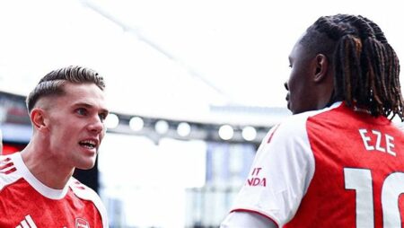 كأس كاراباو.. إيزي يقود تشكيل أرسنال أمام برايتون