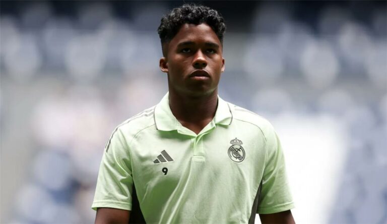 نادٍ فرنسي يبدأ محادثات مع ريال مدريد لضم إندريك