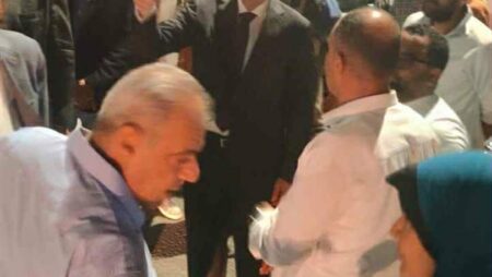 محافظ القاهرة يتابع اللمسات النهائية لأعمال التطوير ورفع كفاءة الطرق والمحاور المؤدية إلى المتحف الكبير محافظ القاهرة يتابع اللمسات النهائية لأعمال التطوير ورفع كفاءة الطرق والمحاور المؤدية إلى المتحف الكبير