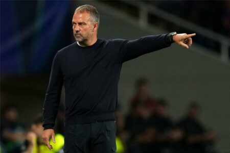 برشلونة يتجه إلى الدوري الإيطالي وينافس آرسنال على موهبة دفاعية