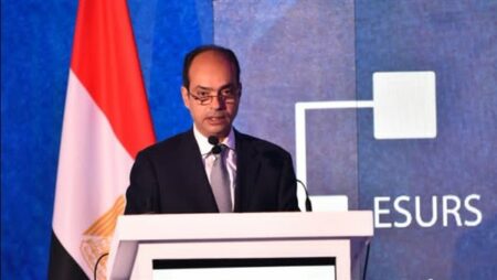 شاهد|«المجلس الصحي المصري»: إطلاق الدلائل الإرشادية خطوة تاريخية لحماية المريض والطبيب شاهد|«المجلس الصحي المصري»: إطلاق الدلائل الإرشادية خطوة تاريخية لحماية المريض والطبيب