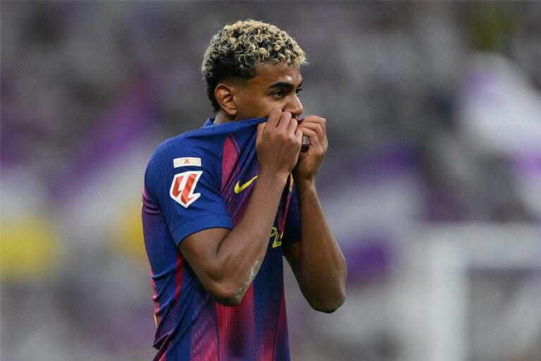 هل يخضع لامين يامال إلى عملية جراحية بعد اللعب مصابًا أمام ريال مدريد؟ هل يخضع لامين يامال إلى عملية جراحية بعد اللعب مصابًا أمام ريال مدريد؟