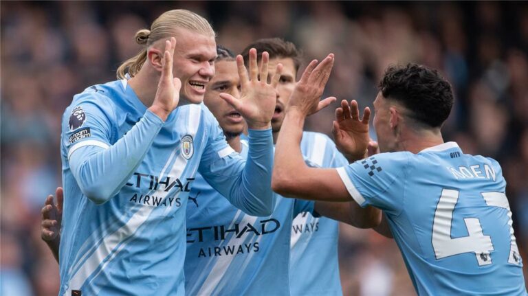 مانشستر سيتي يدرس استعادة لاعبه في يناير مانشستر سيتي يدرس استعادة لاعبه في يناير