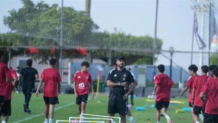 محمد عز: فوز الأهلي 2009 على بيراميدز جاء عن جدارة واستحقاق محمد عز: فوز الأهلي 2009 على بيراميدز جاء عن جدارة واستحقاق