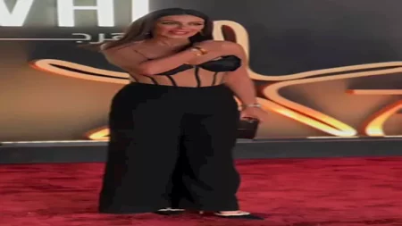 20 صورة.. أجرأ إطلالات النجمات في الدورة السابقة لمهرجان الجونة السينمائي