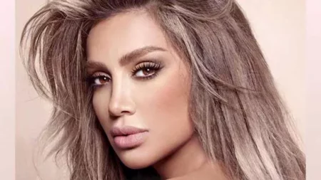 فستان شفاف وجريء.. مايا دياب بإطلالة ملفتة في أحدث ظهور