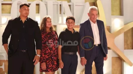 20 صورة لأبناء النجوم على السجادة الحمراء في مهرجان الجونة السينمائي 20 صورة لأبناء النجوم على السجادة الحمراء في مهرجان الجونة السينمائي