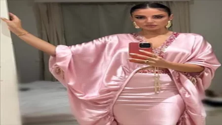 17 صورة .. درة تستعرض فساتين ارتدتها في 7 أيام بمهرجان الجونة والجمهور يعلق