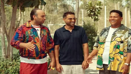 قبل عرض آخر حلقتين.. حاتم صلاح ينشر صورًا من كواليس مسلسل "ابن النادي"