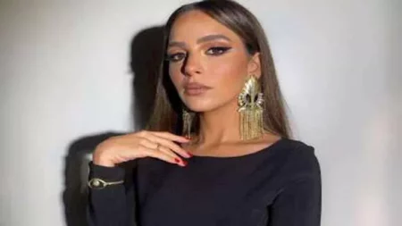 بفستان جريء.. 7 صور ومعلومات عن إطلالة جميلة عوض