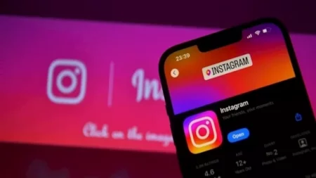 اتهامات بفتح إنستجرام لميكروفونات الهواتف سرا.. ورد رسمي من الشركة