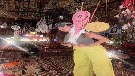 نرمين الفقي تظهر بإطلالة جريئة والجمهور يغازلها (صور)