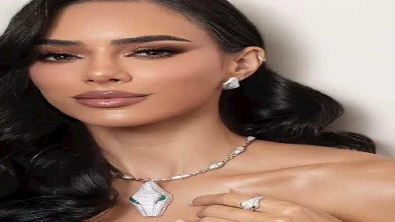 إطلالتها ساحرة.. من هي عارضة الأزياء برونا بيانكاردي صديقة نيمار؟ إطلالتها ساحرة.. من هي عارضة الأزياء برونا بيانكاردي صديقة نيمار؟