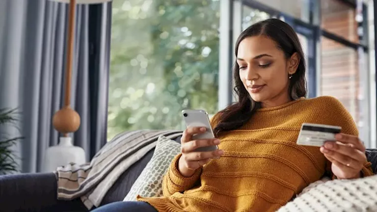 4 نصائح مهمة.. كيف تؤمن أموالك عند الشراء الإلكتروني؟ 4 نصائح مهمة.. كيف تؤمن أموالك عند الشراء الإلكتروني؟