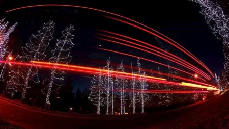 صور مذهلة تكشف للمرة الأولى سرعة الضوء بالعين صور مذهلة تكشف للمرة الأولى سرعة الضوء بالعين