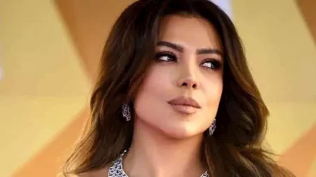 ناهد السباعي بإطلالة جريئة.. ما سر اختيارها لـ اللون البستاج؟