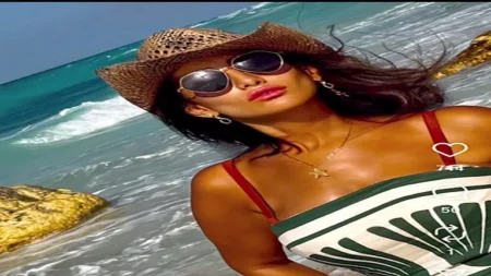 أنوثة طاغية.. زينة تتألق في أحدث ظهور لها بهذه الإطلالة