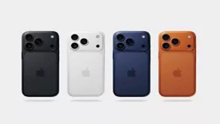 لغز هواتف آيفون 17.. اللون البرتقالي يتحول إلى وردي "تفاصيل"