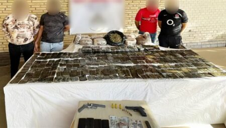 مصرع 4 عناصر جنائية شديدة الخطورة عقب تبادل إطلاق النيران مع الشرطة