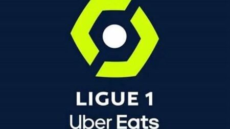 تعثر باريس سان جيرمان وتألق موناكو يشعلان صراع الصدارة في الدوري الفرنسي تعثر باريس سان جيرمان وتألق موناكو يشعلان صراع الصدارة في الدوري الفرنسي