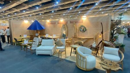 بجناح يضم 9 شركات..غرفة صناعة الأخشاب تشارك في معرض تراثنا