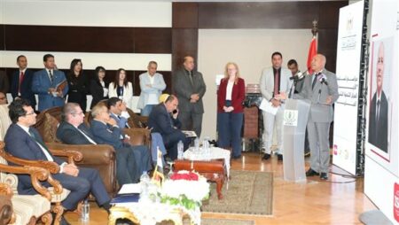 وزير الرياضة ومحافظ القاهرة يشهدان حفل منح مركز التنمية الشبابية بالجزيرة شهادة الأيزو