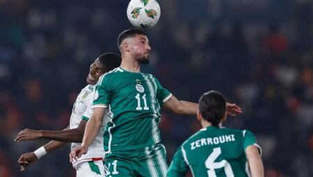 موعد مباراة الجزائر وأوغندا في تصفيات كأس العالم 2026 والقنوات الناقلة موعد مباراة الجزائر وأوغندا في تصفيات كأس العالم 2026 والقنوات الناقلة