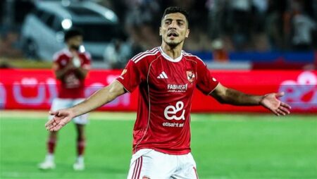 هاني رمزي: الأهلي أخطأ في إعادة محمد شريف.. ودياباتي كان مرشح للانتقال للأحمر هاني رمزي: الأهلي أخطأ في إعادة محمد شريف.. ودياباتي كان مرشح للانتقال للأحمر