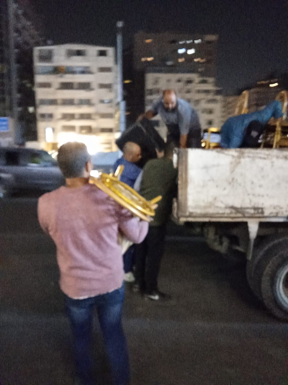 بالصور.. حملات مكبرة بحي العجوزة لرفع الإشغالات وتحقيق الانضباط بالشارع العام