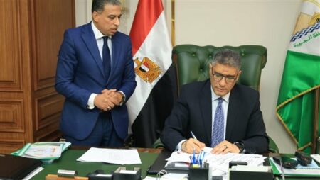 محافظ الجيزة يعتمد حركة تنقلات مديري ووكلاء الإدارات التعليمية